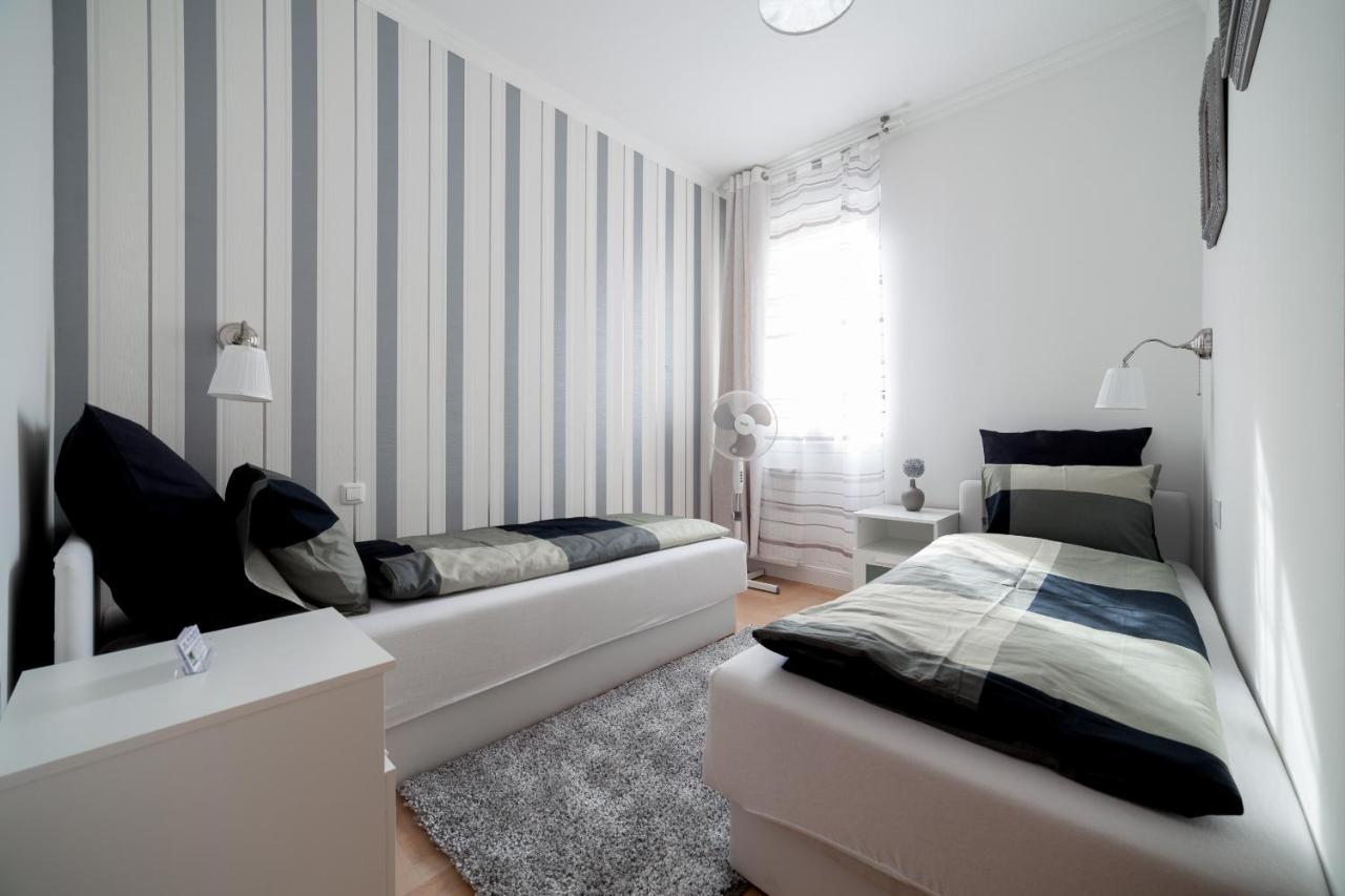 Gde Hollo Apartments Budapest Luaran gambar