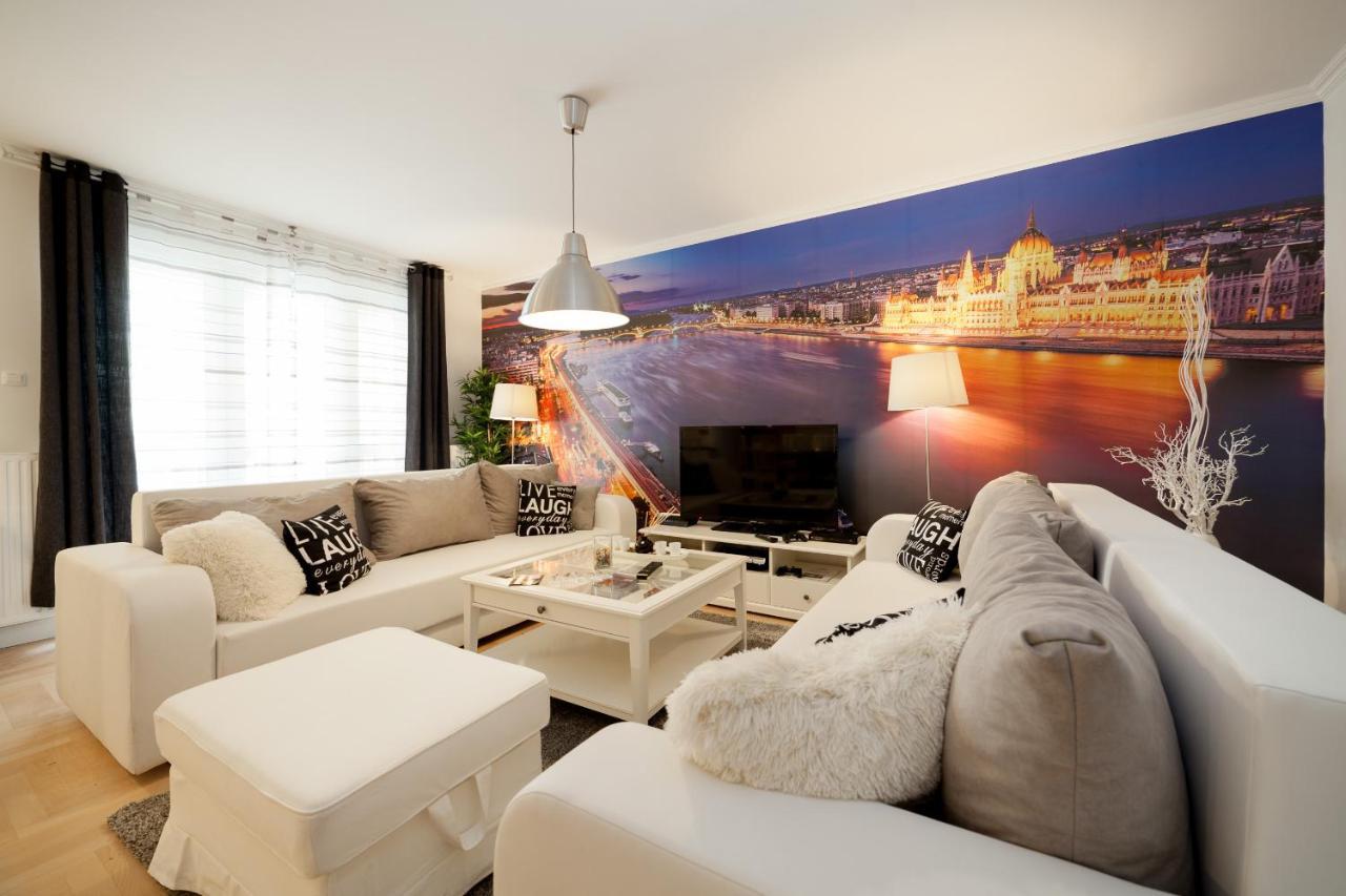 Gde Hollo Apartments Budapest Luaran gambar