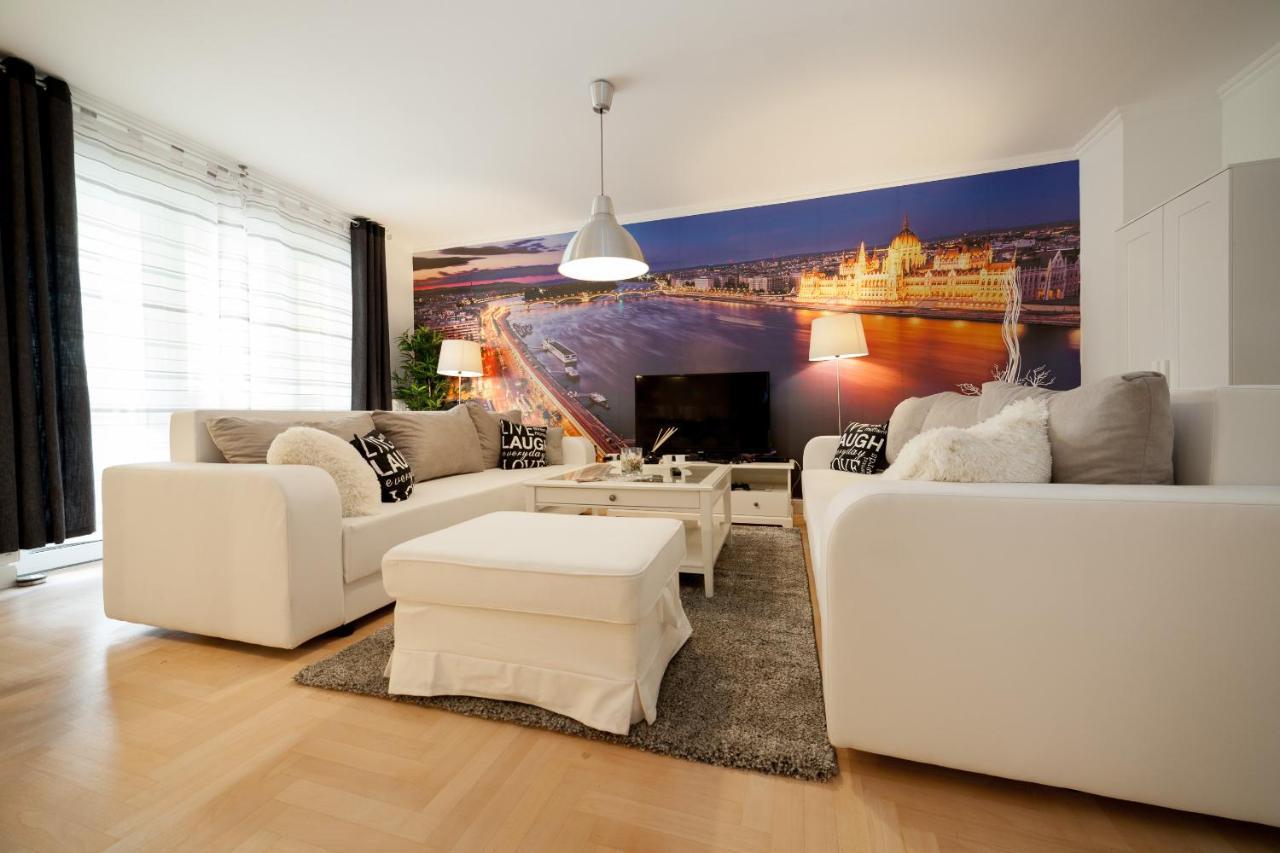 Gde Hollo Apartments Budapest Luaran gambar
