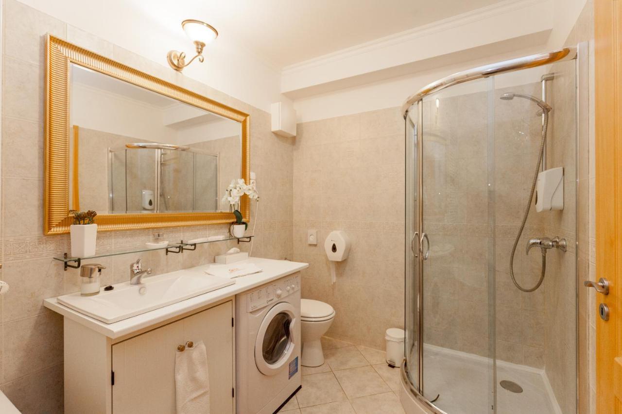 Gde Hollo Apartments Budapest Luaran gambar